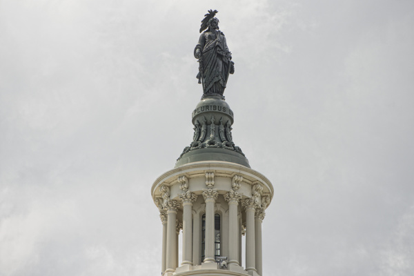 华盛顿城市雕像图片