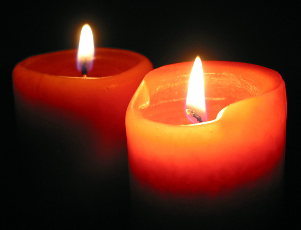 全球首席设计大百科蜡烛烛光祈祷祈望红烛烛光烛光摇曳