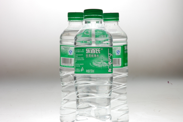 礦泉水圖片