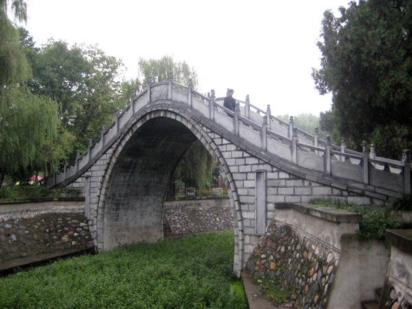 園林拱橋