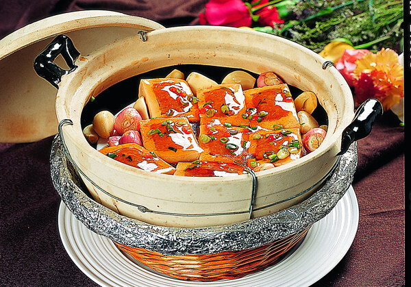 豫菜砂窝酿豆腐图片