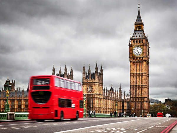 伦敦大本钟与大巴车图片
