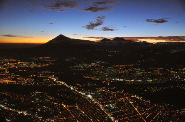 危地马拉城夜景图片
