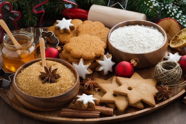 圣诞饼干与食物原料图片