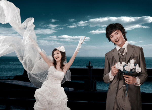 開(kāi)心結(jié)婚圖片