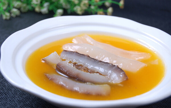 花膠燉海參
