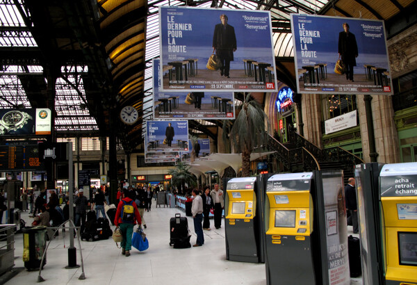 巴黎巴黎火车站内景图片