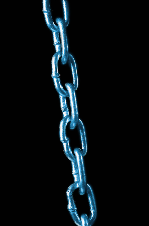 一条铁链子特写素材图片