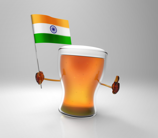 印度国旗与啤酒图片