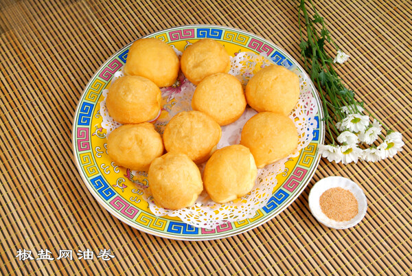 常州美食之椒鹽網(wǎng)油卷圖片