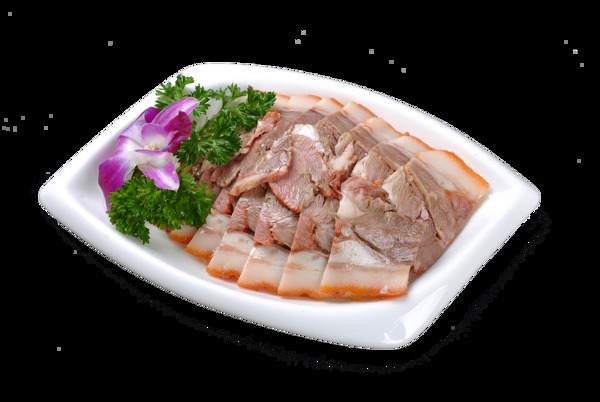 一盤鮮美可口的鹵豬肉片