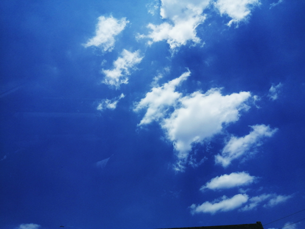 蓝天白云天空