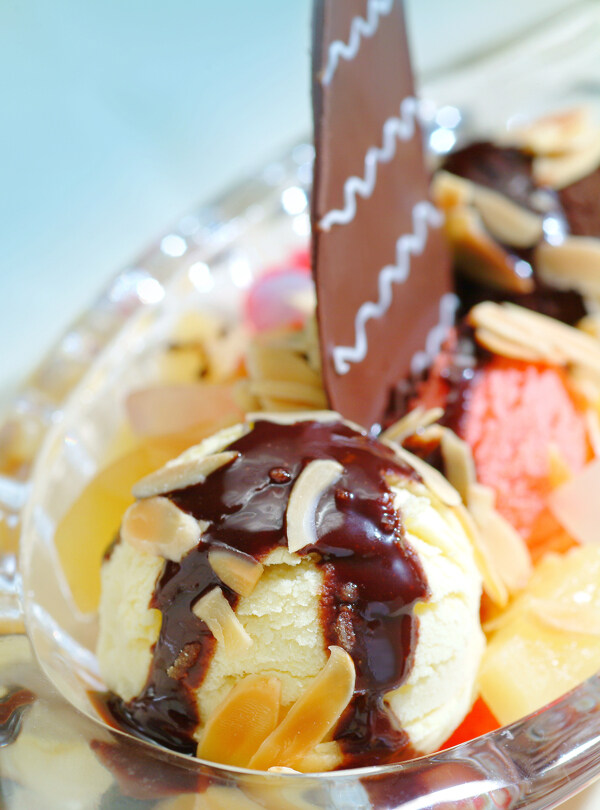 巧克力甜点布丁冰淇淋图片