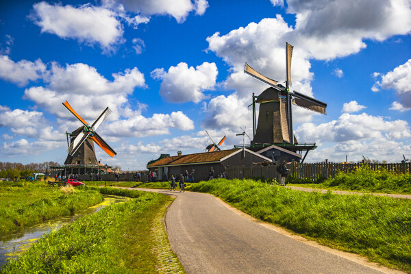 荷兰桑斯安斯风车村风景