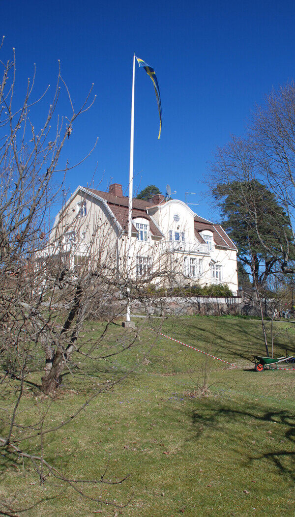 瑞典别墅悬挂的国旗图片