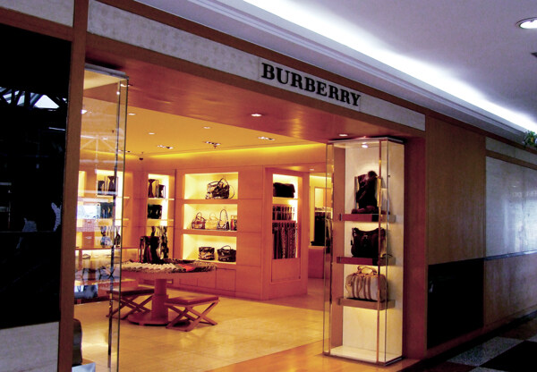 burberry商场门头图片