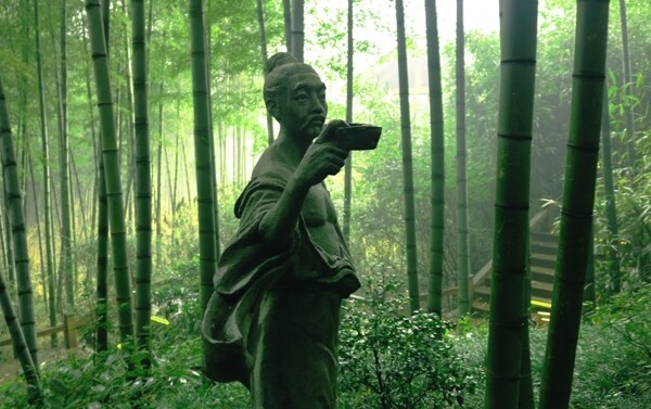 竹林里的雕塑图片