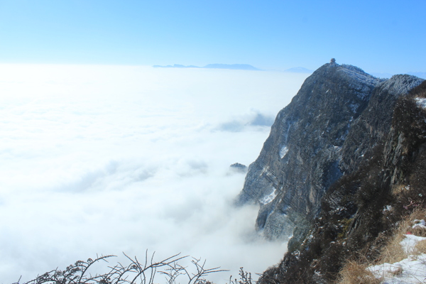 峨眉山雪景