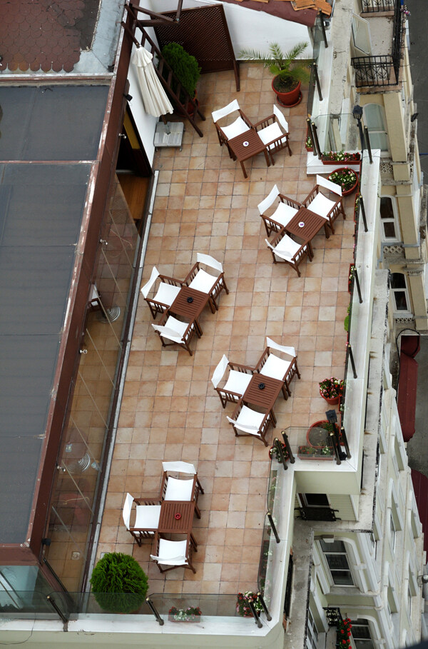 天台上的茶馆咖啡厅图片