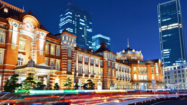 街道城市夜景