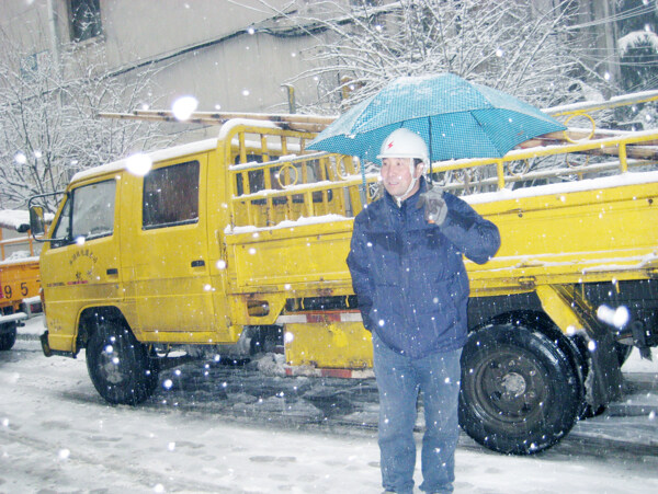 雪中情图片