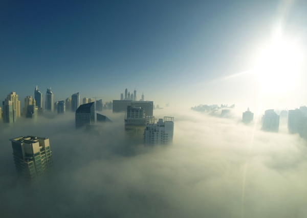 迪拜大厦云层风景