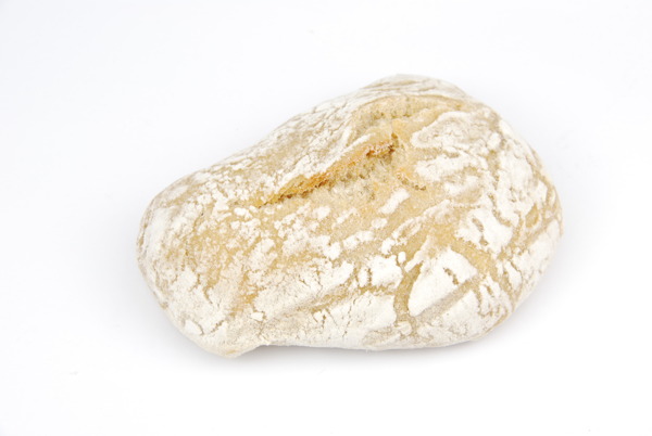 新鲜和自制的白面包