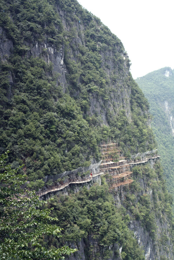 牵手栈道图片