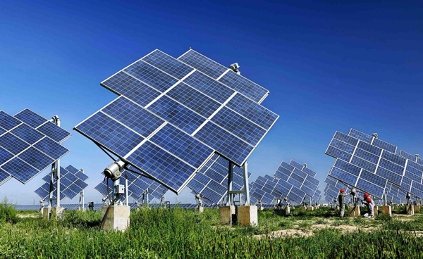 太阳能发电厂图片