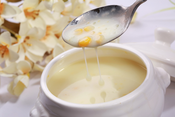 奶油玉米浓汤图片