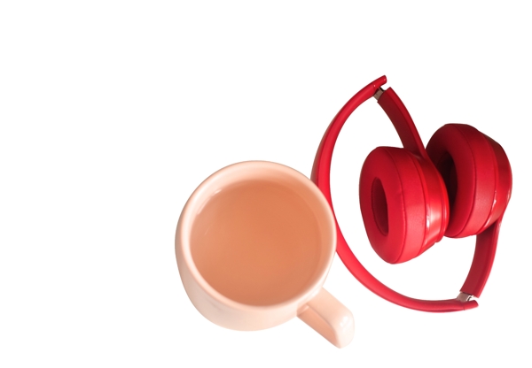 红色创意耳机咖啡杯免抠PNG