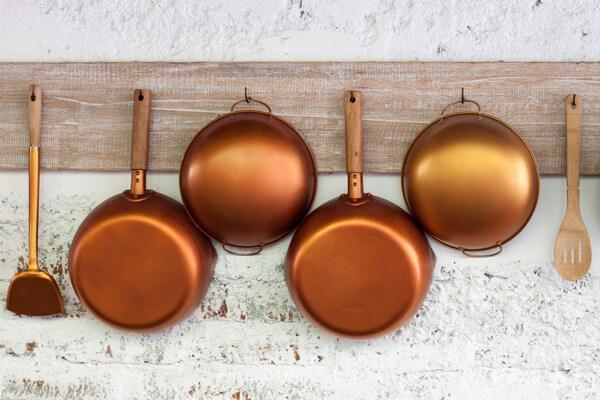 铜质锅具图片