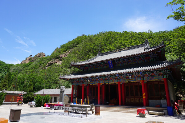 丹东凤凰山寺庙