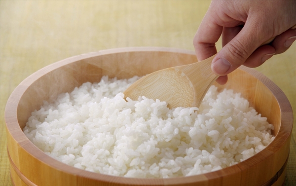 白米饭木勺子木碗