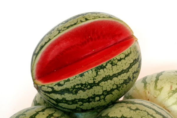 设计素材鲜红瓜瓤的大西瓜