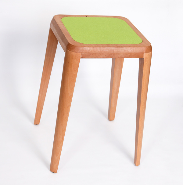 小清新的绿色木质座椅jpg素材