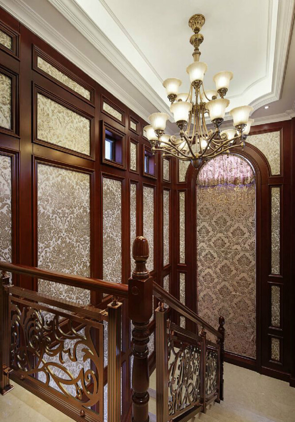 现代美式别墅楼梯间装修效果图