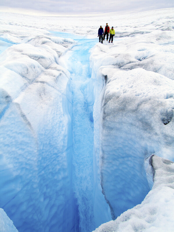 南极冰洞