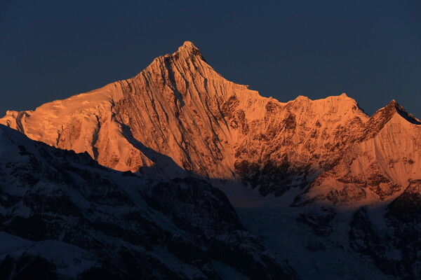 梅里雪山