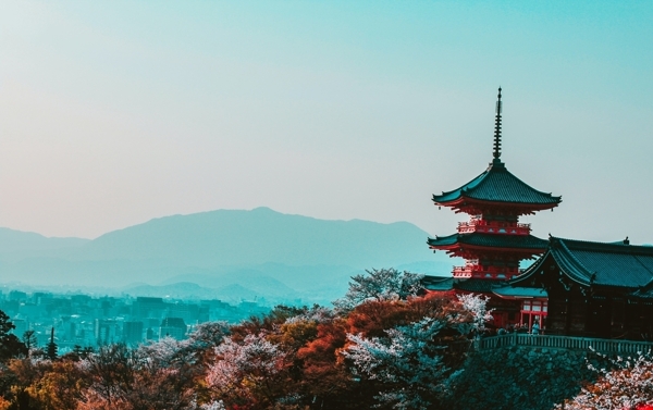 日式寺庙山水天空背景素材