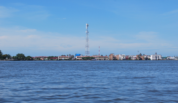 meulaboh米拉务亚齐的海边市集图片
