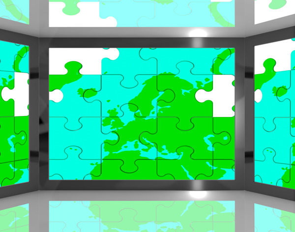 欧洲地图在屏幕上显示欧洲旅游和旅行