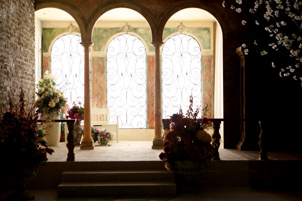 拱形门与花瓶装饰影楼摄影背景图片