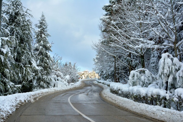冬季道路雪景