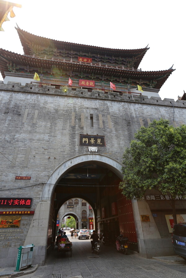 河南洛阳丽景门风景