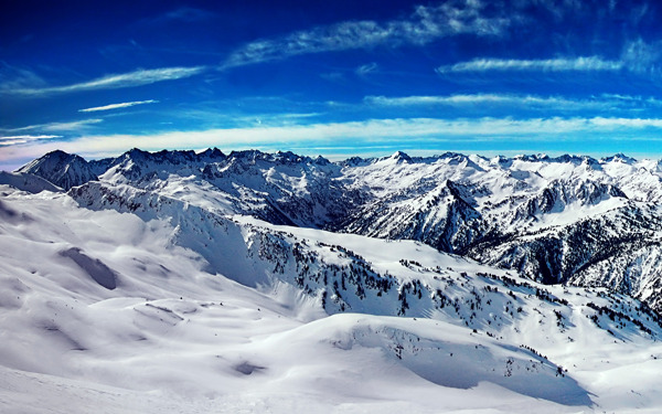 阿尔卑斯山全景图图片