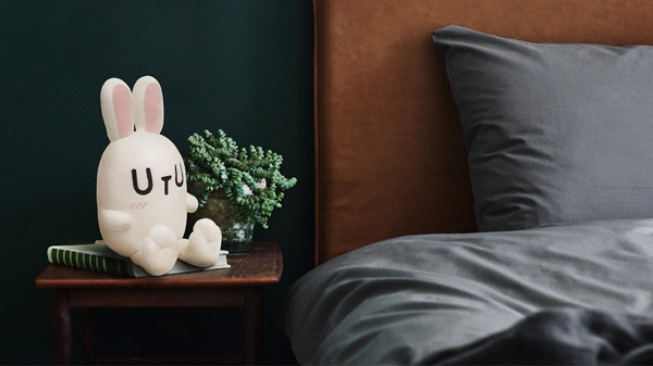 可爱的兔子玩偶台灯玩具从jpg素材