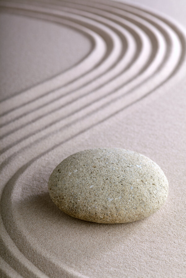 鹅卵石与沙子背景图片