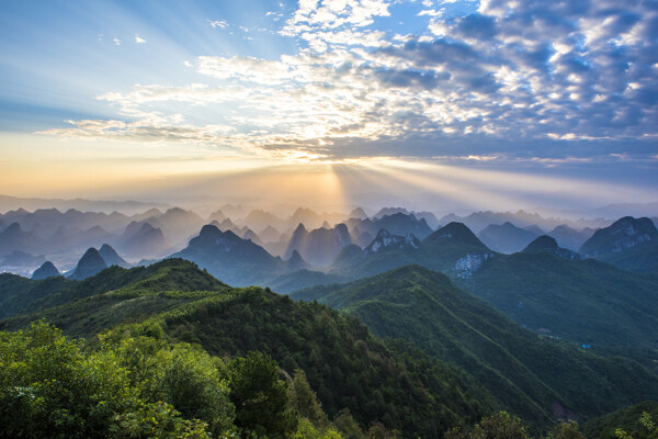 广西桂林尧山风景