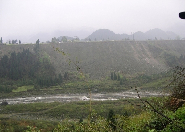 彭州小鱼洞风景图片